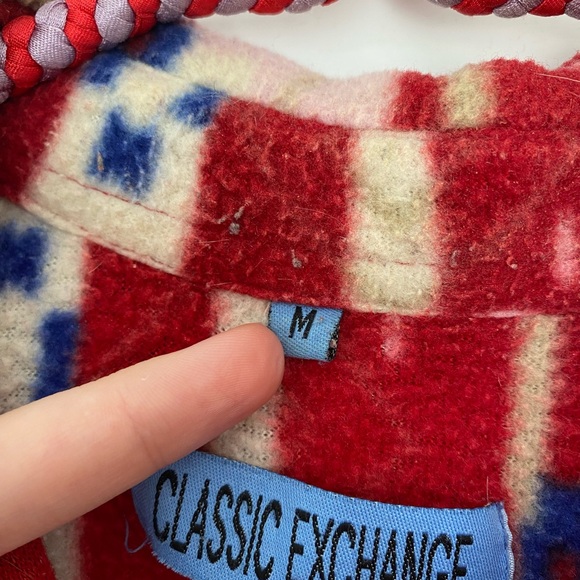 Vintage Fleece Button Up - Picture 6 of 7